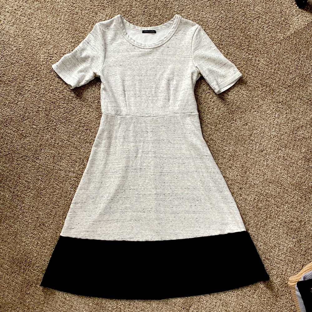 Color blocked dress